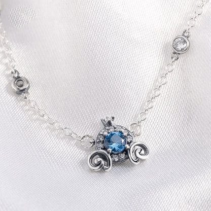 Cinderella Carriage Necklace ✨👑