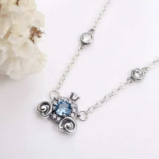Cinderella Carriage Necklace ✨👑