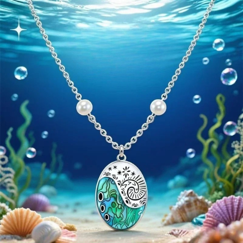 Moana “Spirit of the Ocean” Necklace  - Te Fiti Locket Edition 🌊🐚✨
