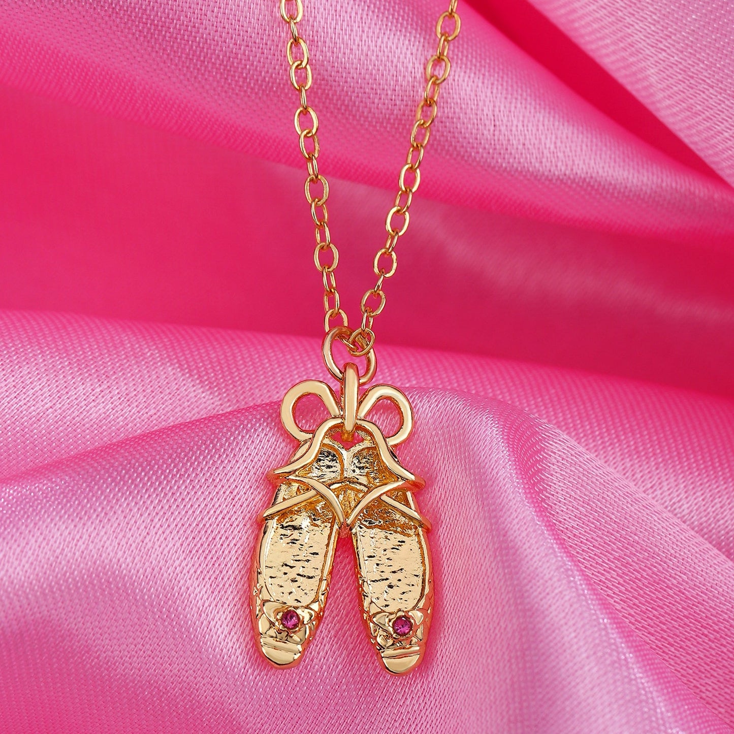 Barbie 12 Dancing Princesses Ballet Necklace 🩰✨💖