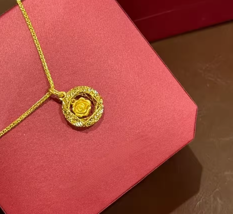 Belle Enchanted Rose Necklace - 24K Gold Magic Edition 🌹✨👑