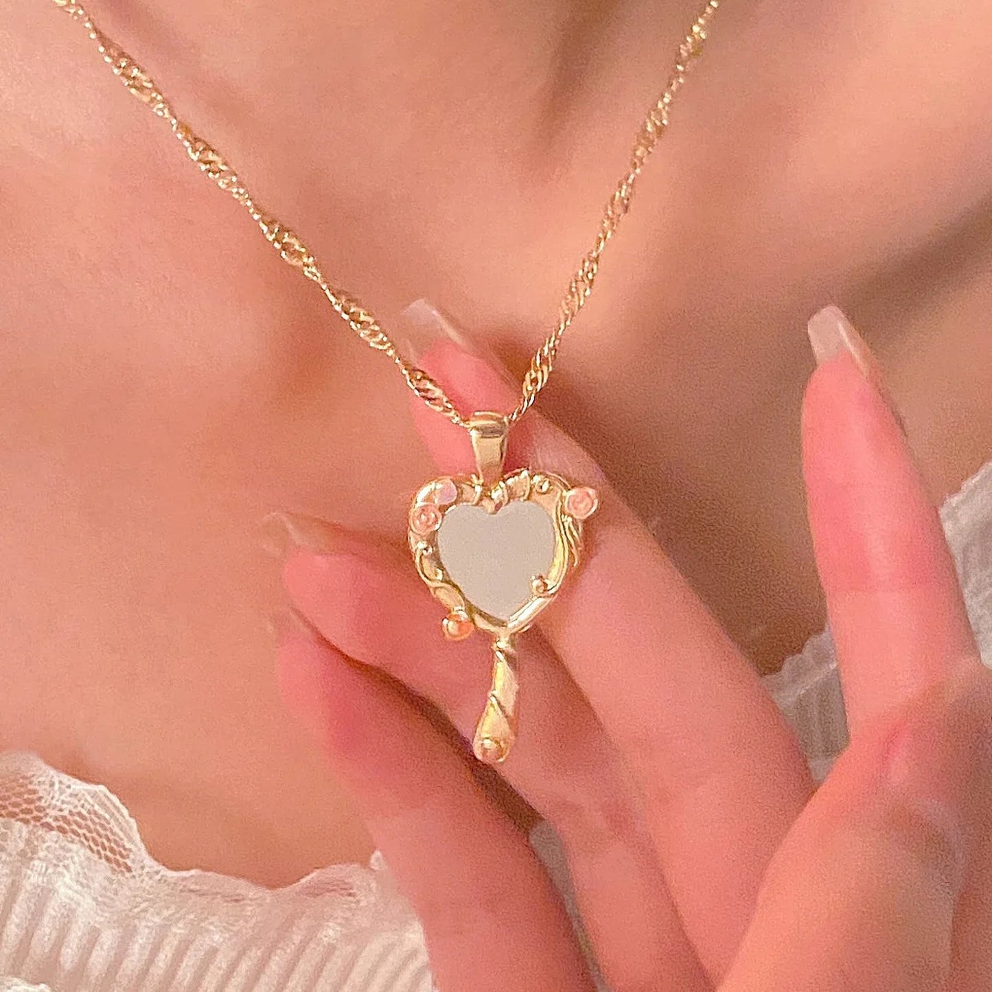 Barbie Diamond Castle Mirror Necklace 💎✨🪞