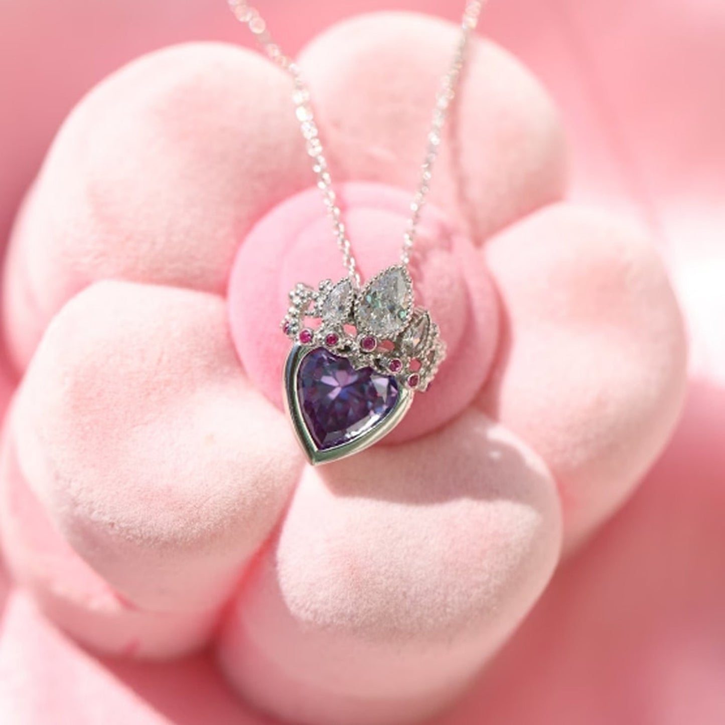 Rapunzel Crown Necklace - Golden Light Edition 👑✨